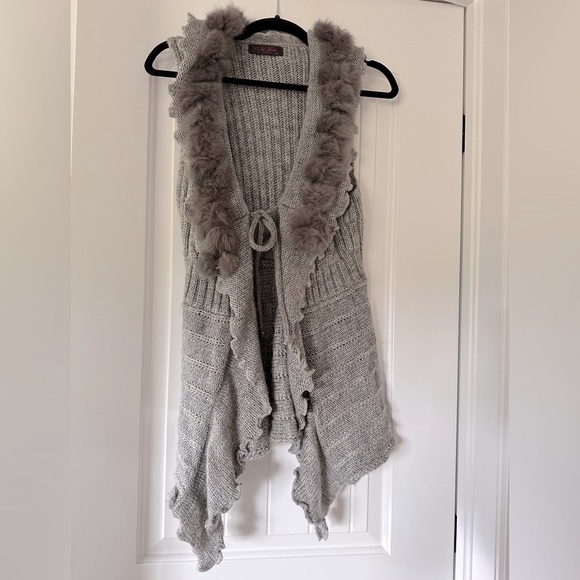 Eight Miles gorgeous vest - Picture 1 of 2